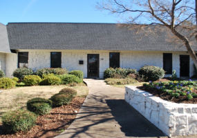 98-128 N Park Drive, Fayetteville, Fayette, United States 30214, ,Office-Medical/Health,For Lease,North Park Center,N Park Drive,1306
