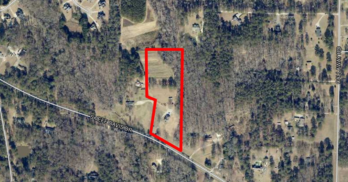 824 S Jeff Davis Drive, Fayetteville, Fayette, United States, ,Commercial/Other Land,For Sale,S Jeff Davis Drive,1504